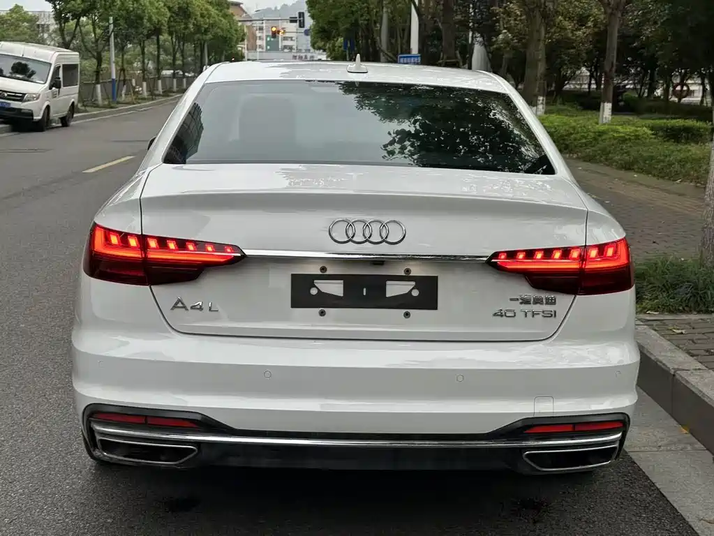Audi A4L 2022 40 TFSI Fashion