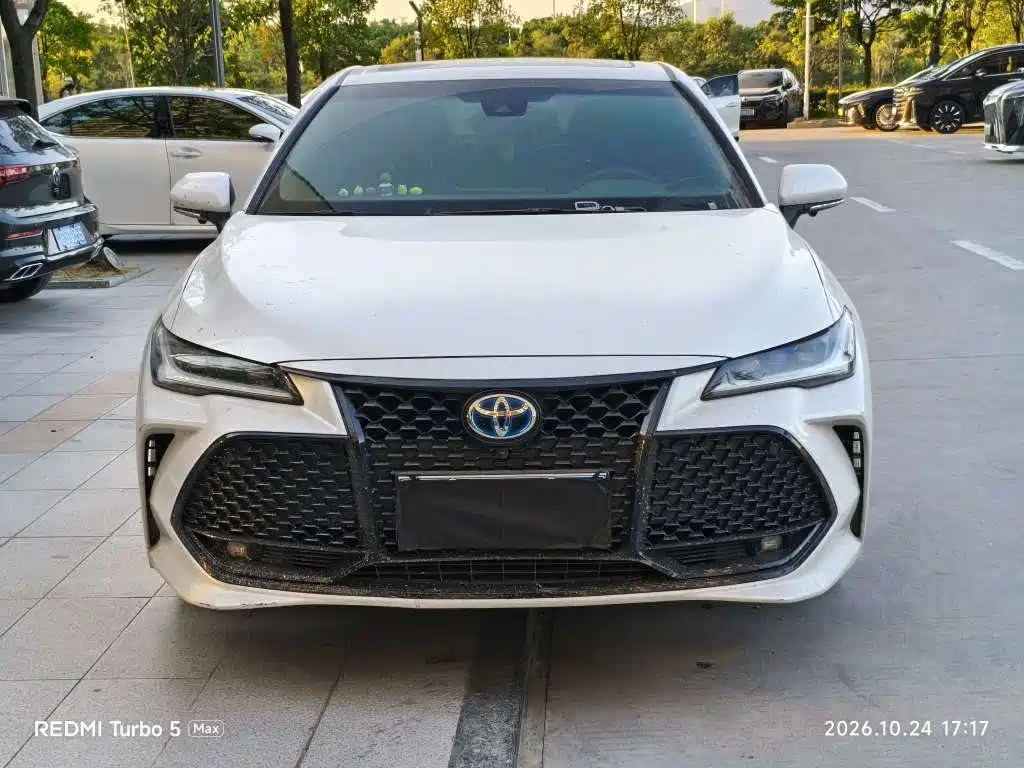 Toyota Avalon — миниатюра 2
