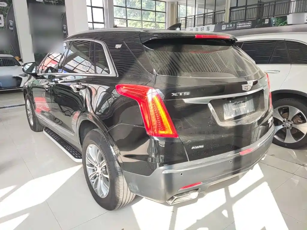 Cadillac XT5 — миниатюра 5