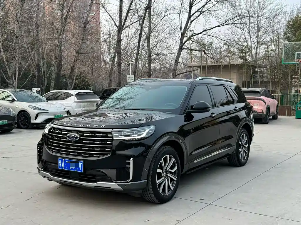 Ford Explorer 2024