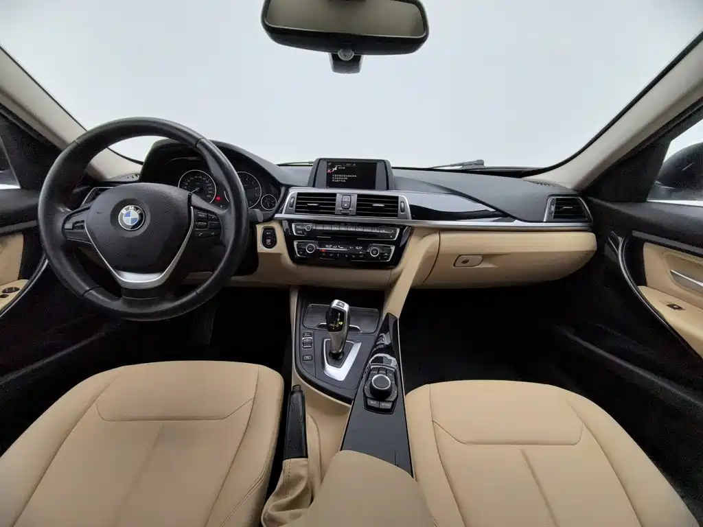 BMW 3 Series — миниатюра 5