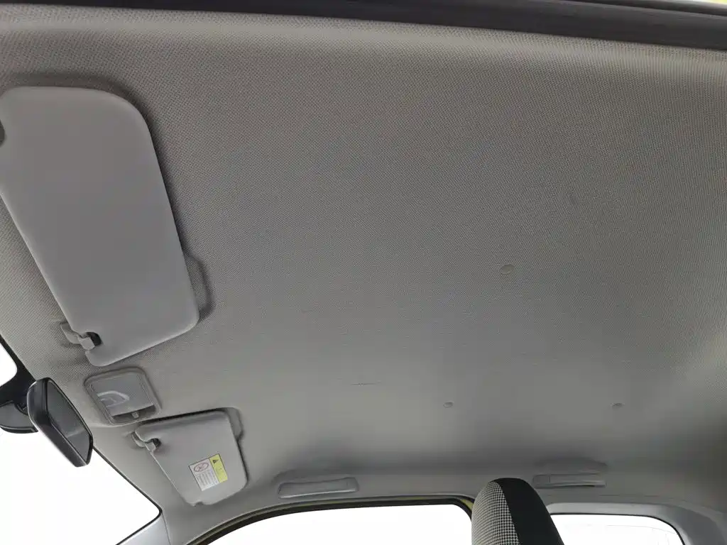 Wuling MINIEV — миниатюра 14