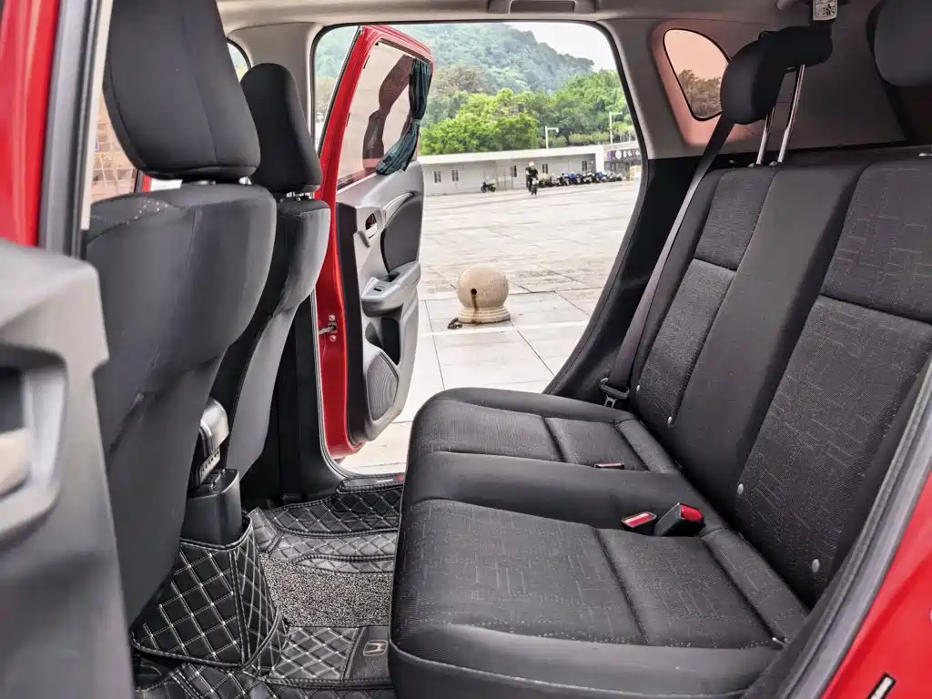 Honda Fit — миниатюра 7