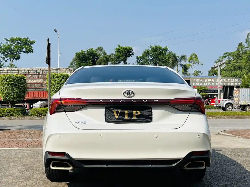 Toyota Avalon — миниатюра 4