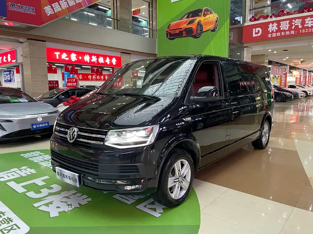 Volkswagen Caravelle — миниатюра 2