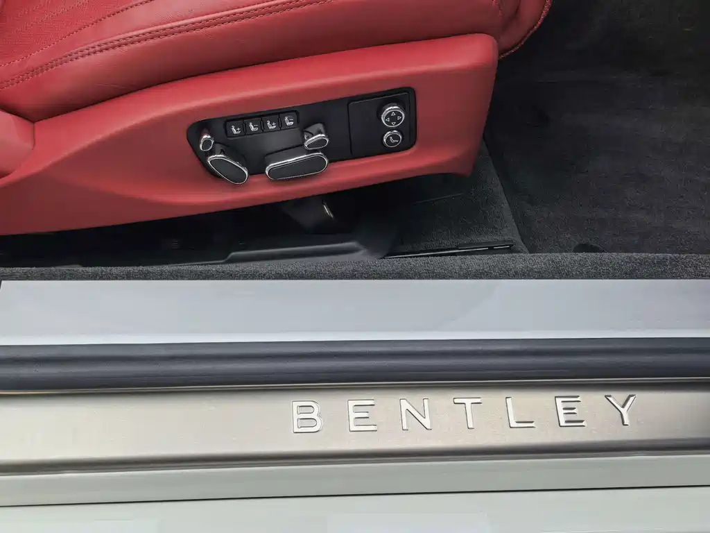 Bentley Continental — миниатюра 12