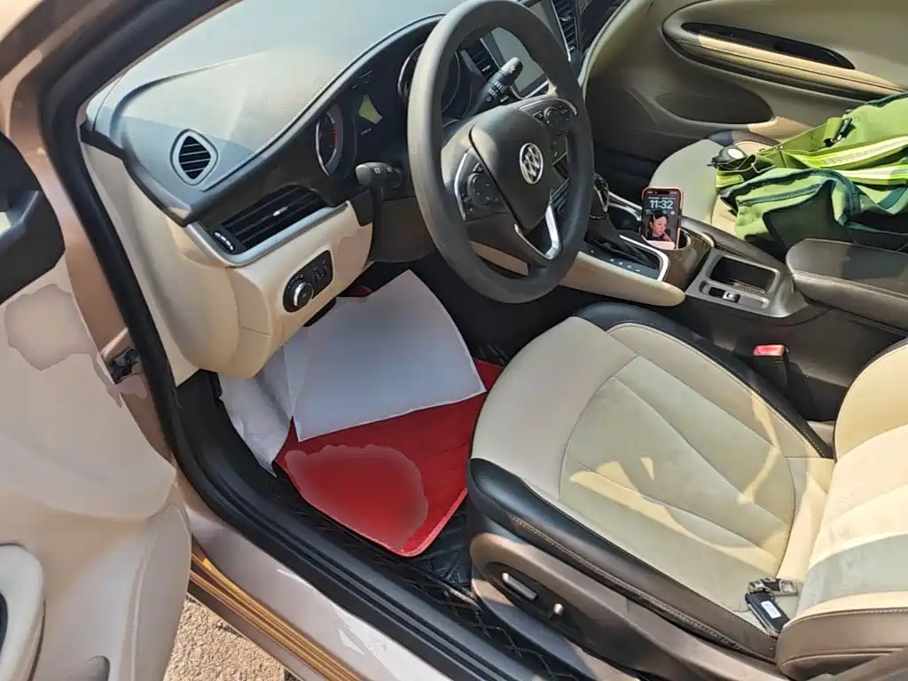 Buick Verano — миниатюра 16