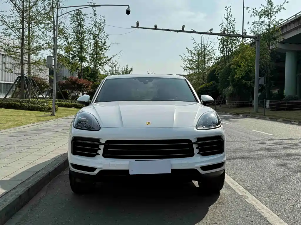Porsche Cayenne — миниатюра 2