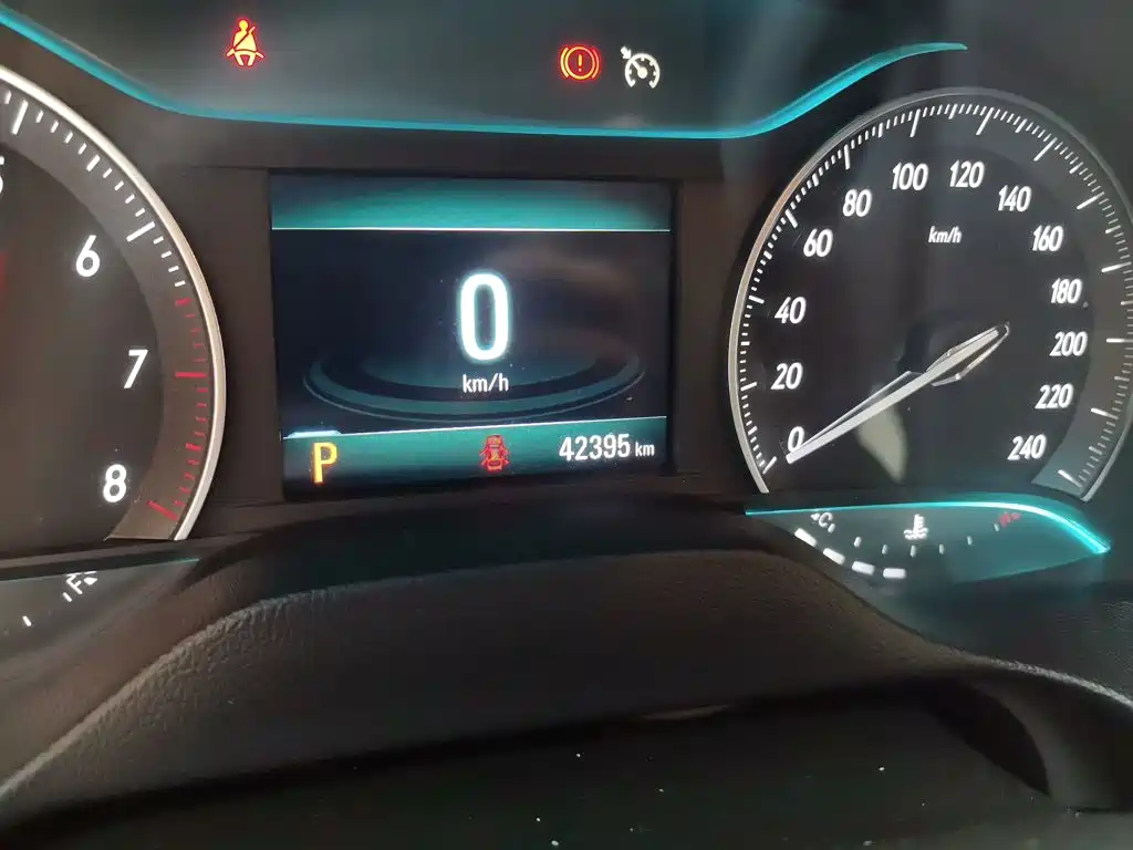 Buick Excelle — миниатюра 8
