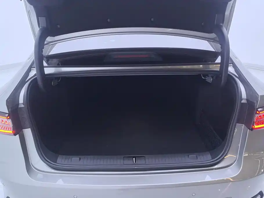 Chery Arrizo 8 — миниатюра 4