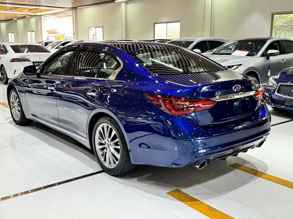 Infiniti Q50L — миниатюра 18