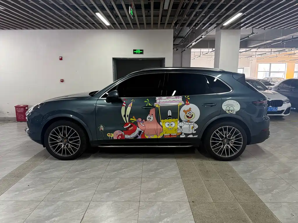Porsche Cayenne — миниатюра 4