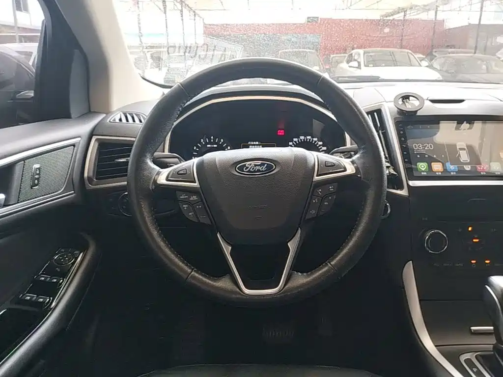 Ford Edge — миниатюра 11