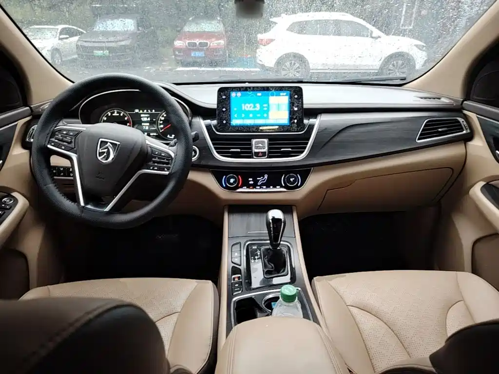 Baojun 730 — миниатюра 10