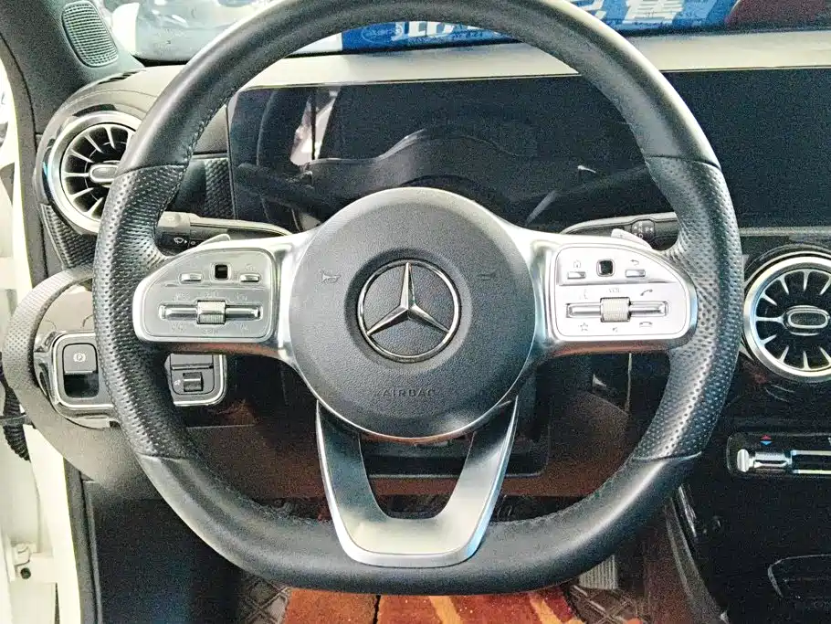 Mercedes-Benz A-Class — миниатюра 15