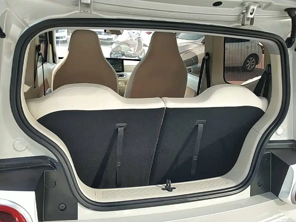 Wuling MINIEV — миниатюра 19