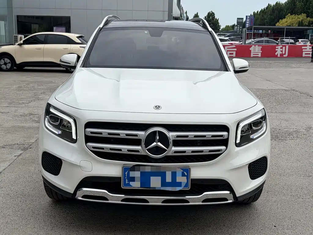 Mercedes-Benz GLB — миниатюра 2