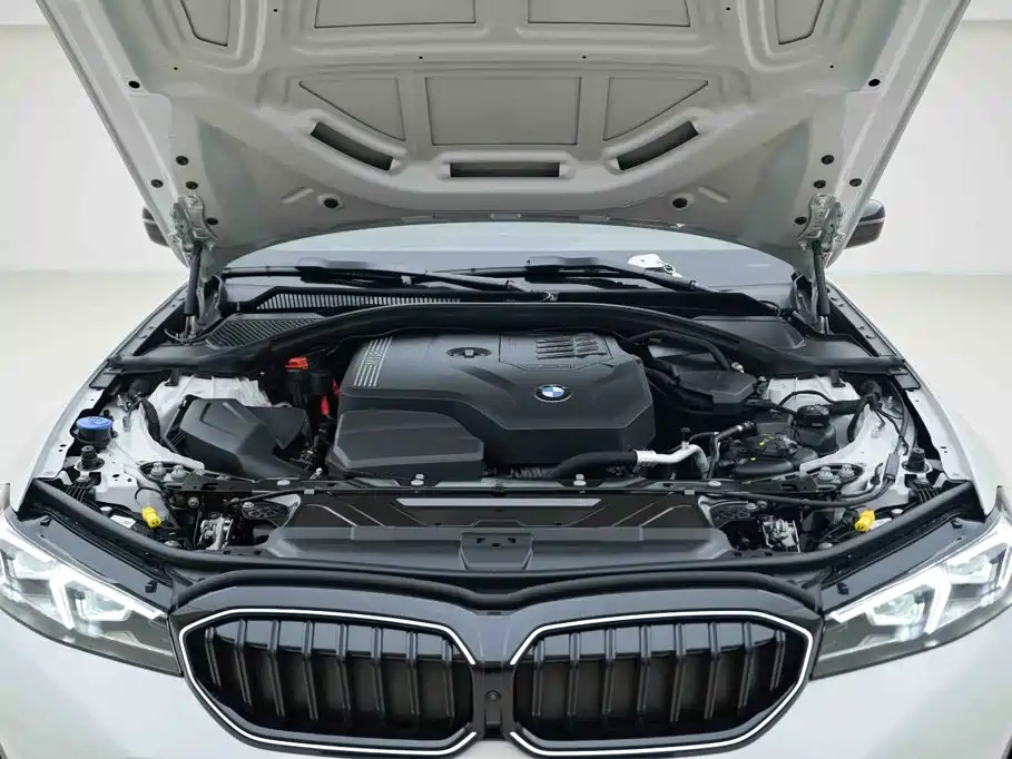 BMW 3 Series — миниатюра 7