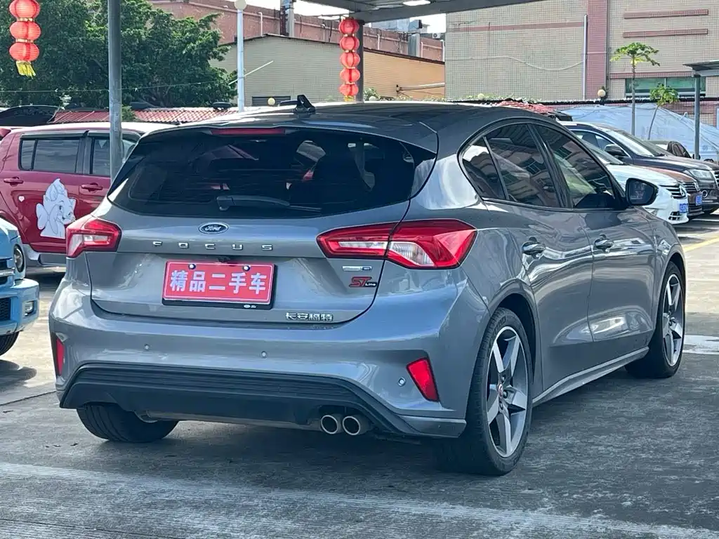 Ford Focus — миниатюра 9