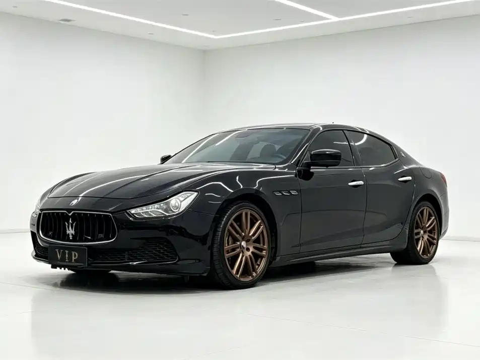 Купить Maserati Ghibli