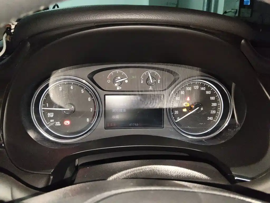 Buick LaCrosse — миниатюра 7