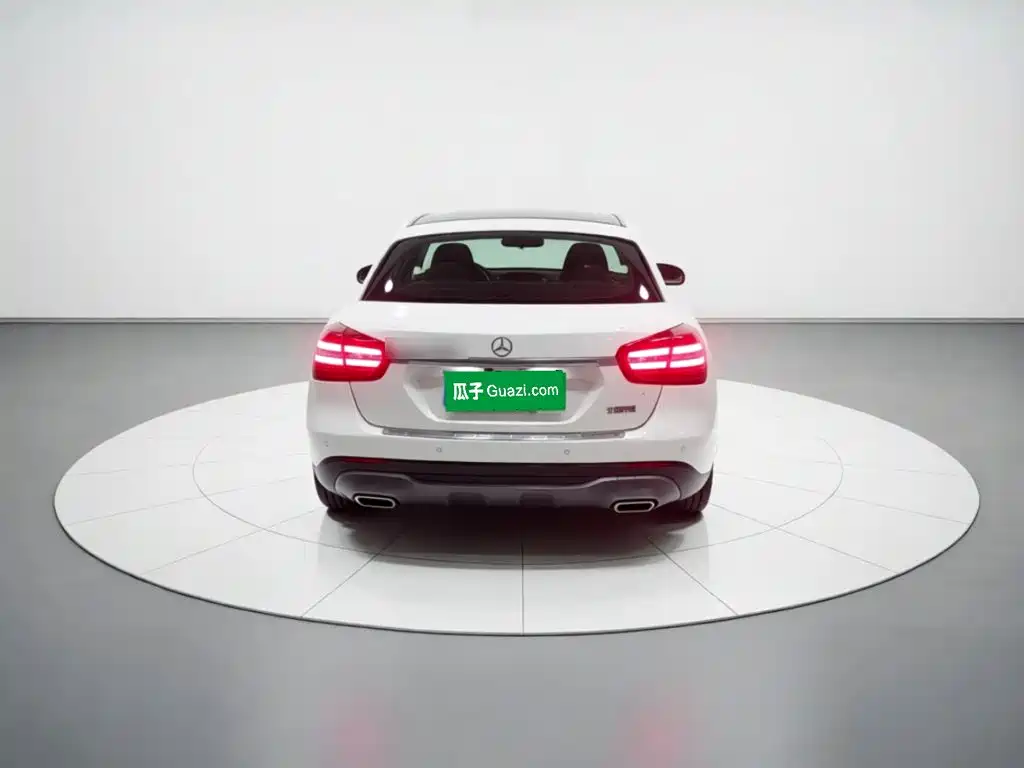 Mercedes-Benz GLA — миниатюра 3