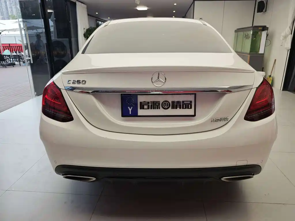 Mercedes-Benz C-Class — миниатюра 19