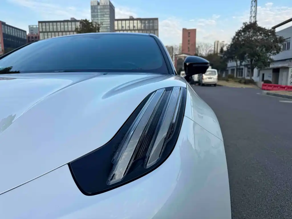 ZEEKR EXTREME KRYPTON 001