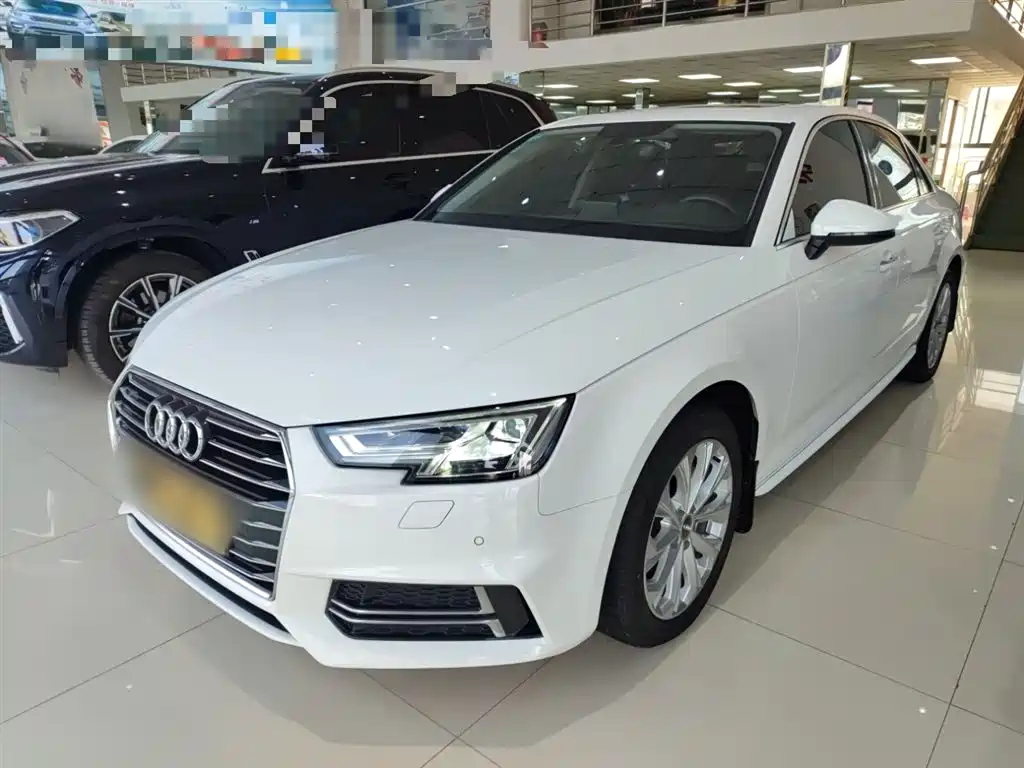 Audi A4L 2019
