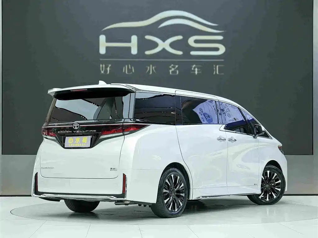 Toyota Vellfire — миниатюра 4