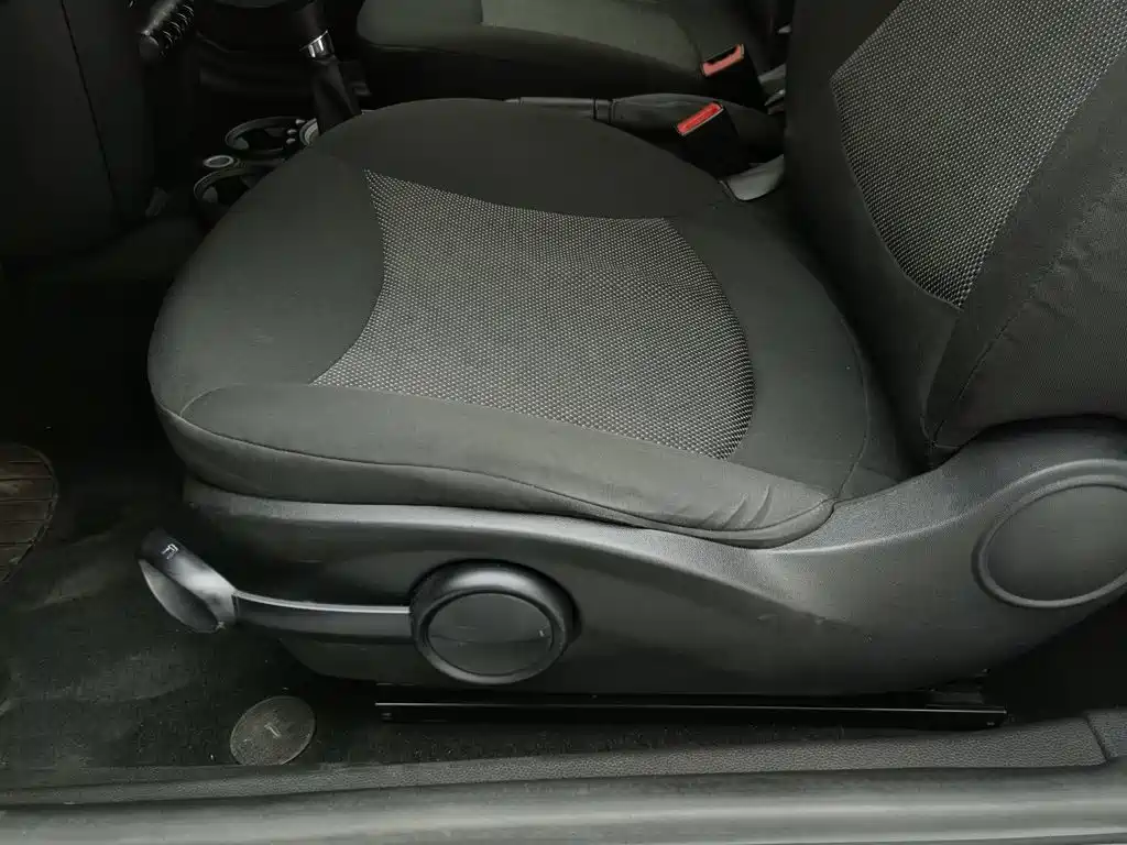 MINI Mini Clubman — миниатюра 20