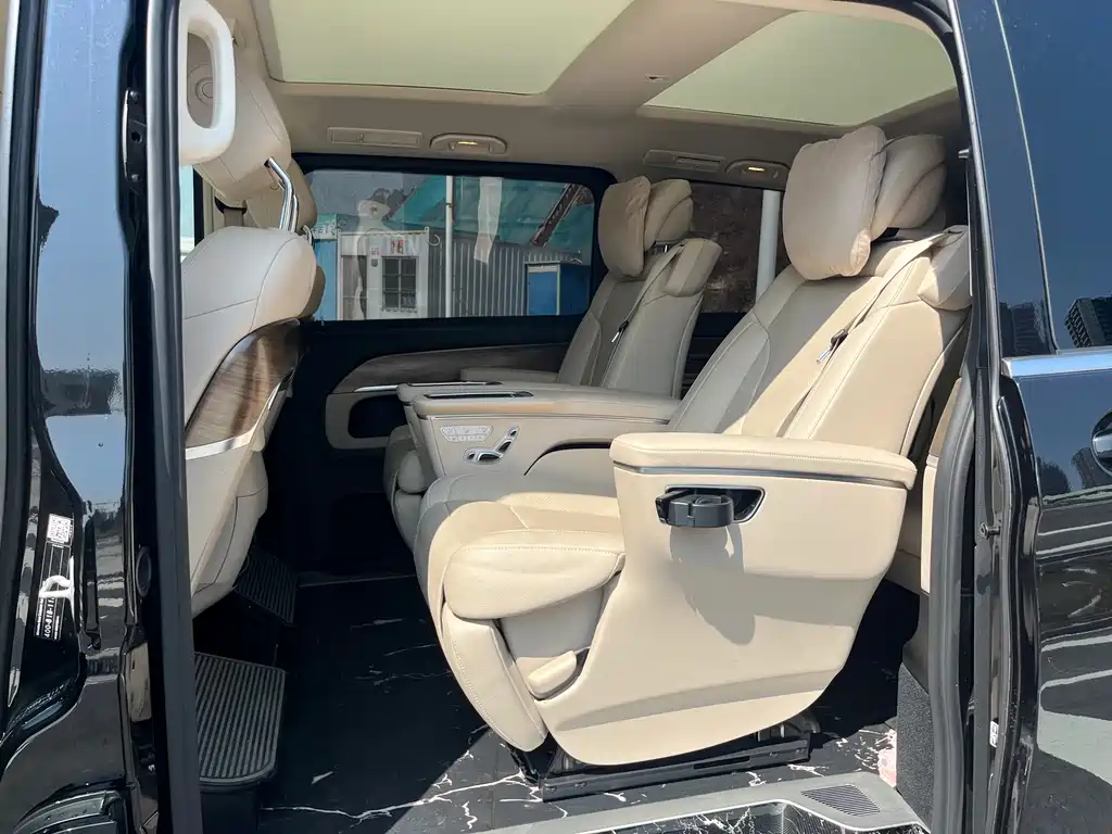 MERCEDES-BENZ V CLASS