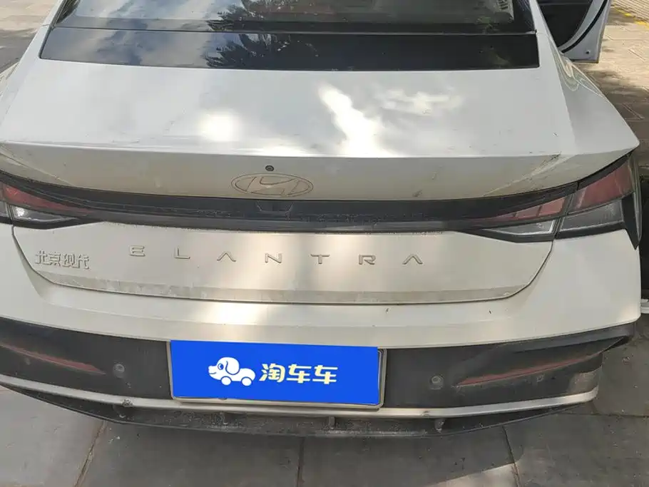 Hyundai Elantra — миниатюра 4