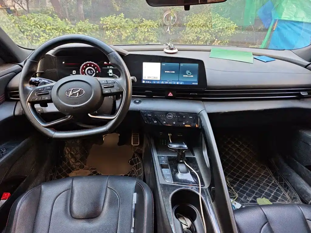 Hyundai Elantra — миниатюра 5
