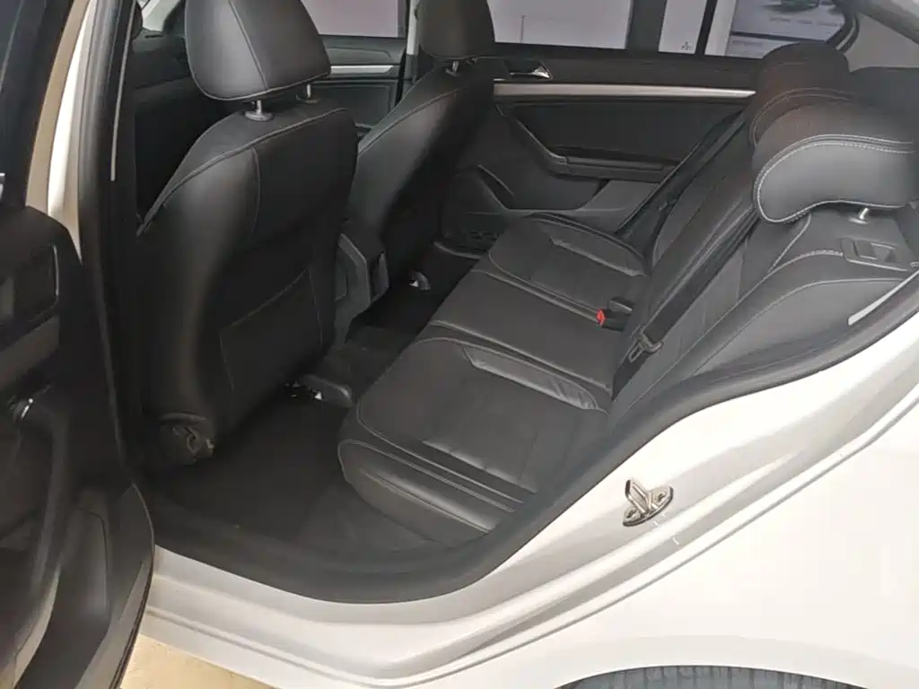 Volkswagen Lavida — миниатюра 17
