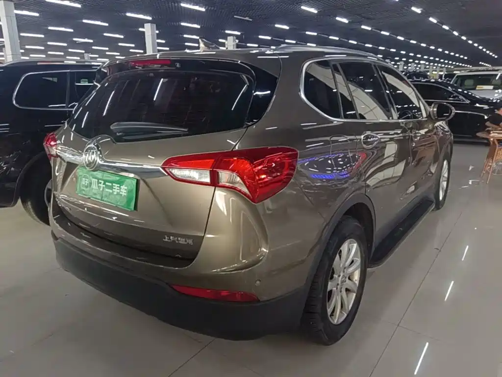 Buick Envision Plus — миниатюра 5