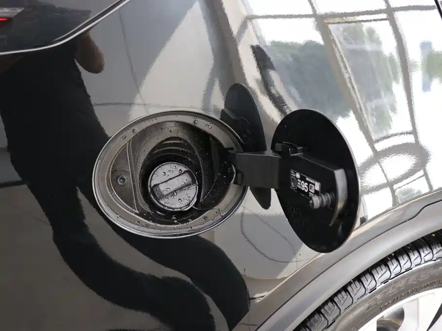 Land Rover Discovery — миниатюра 30