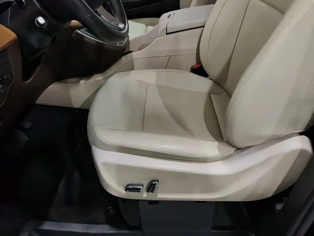 Mercedes-Benz Vito — миниатюра 20
