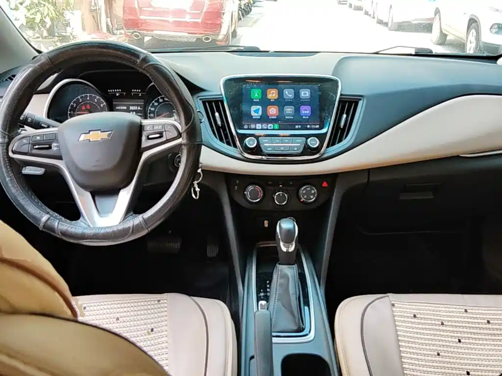 Chevrolet Monza — миниатюра 10