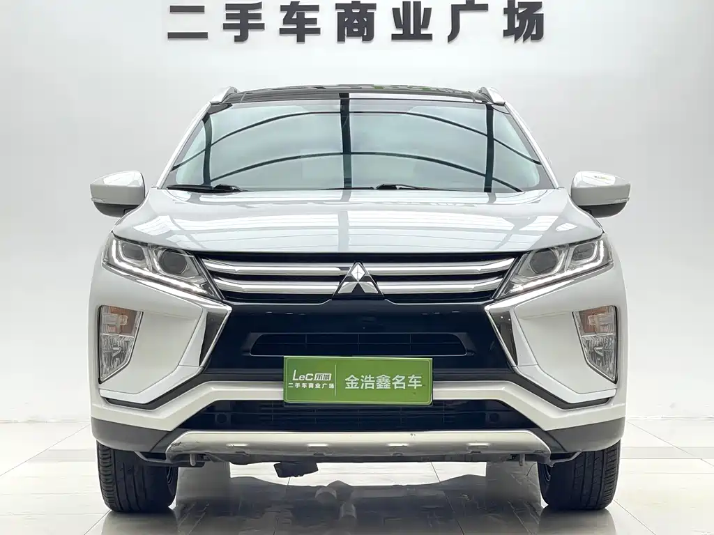 Mitsubishi Eclipse Cross — миниатюра 2