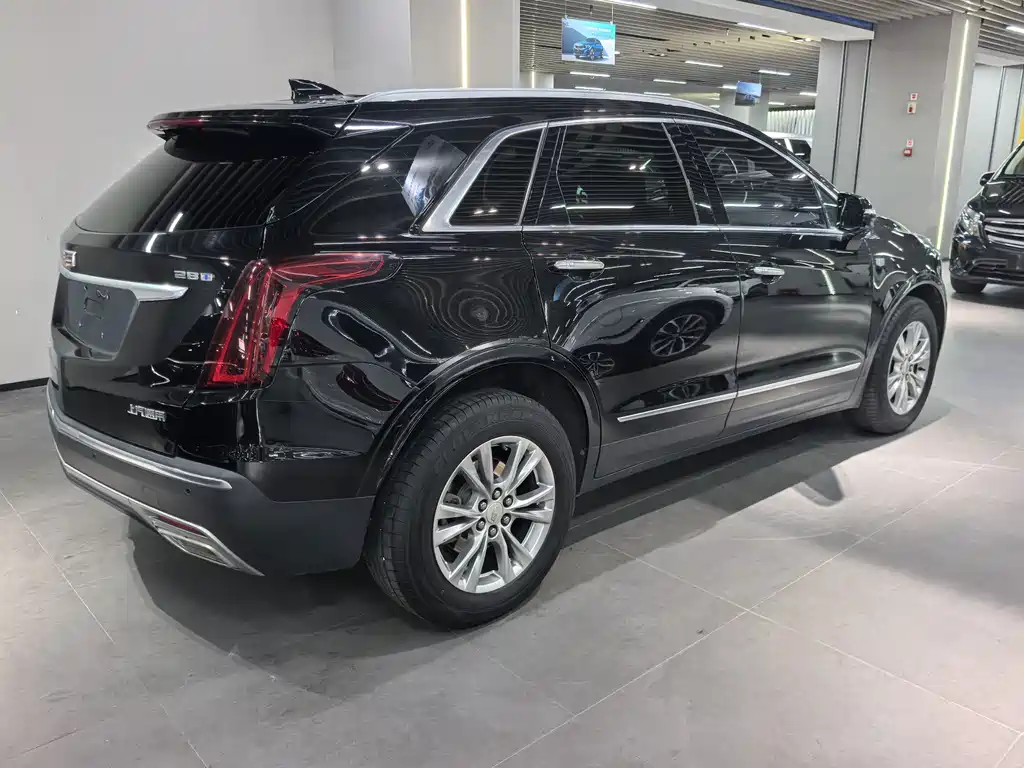 Cadillac XT5 — миниатюра 7