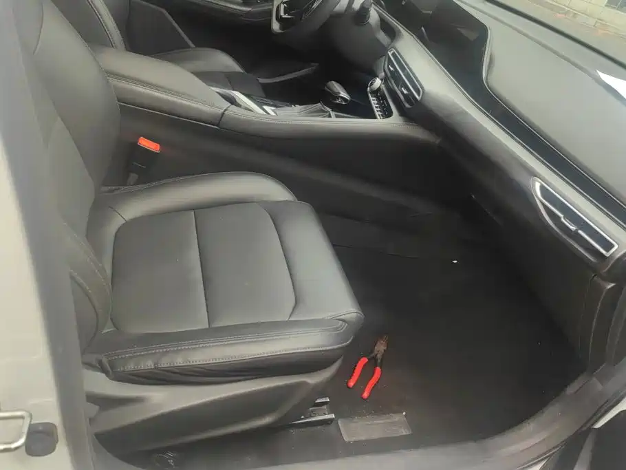 Changan Eado — миниатюра 7