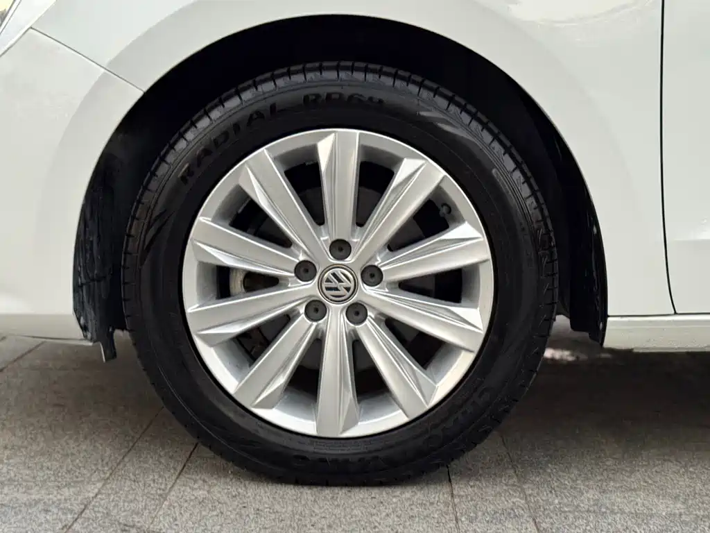 Volkswagen Bora — миниатюра 21