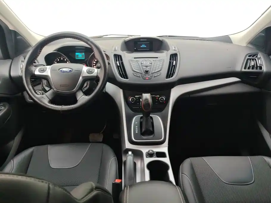Ford Kuga — миниатюра 12
