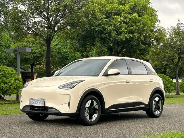 2025 Geely Xingyuan