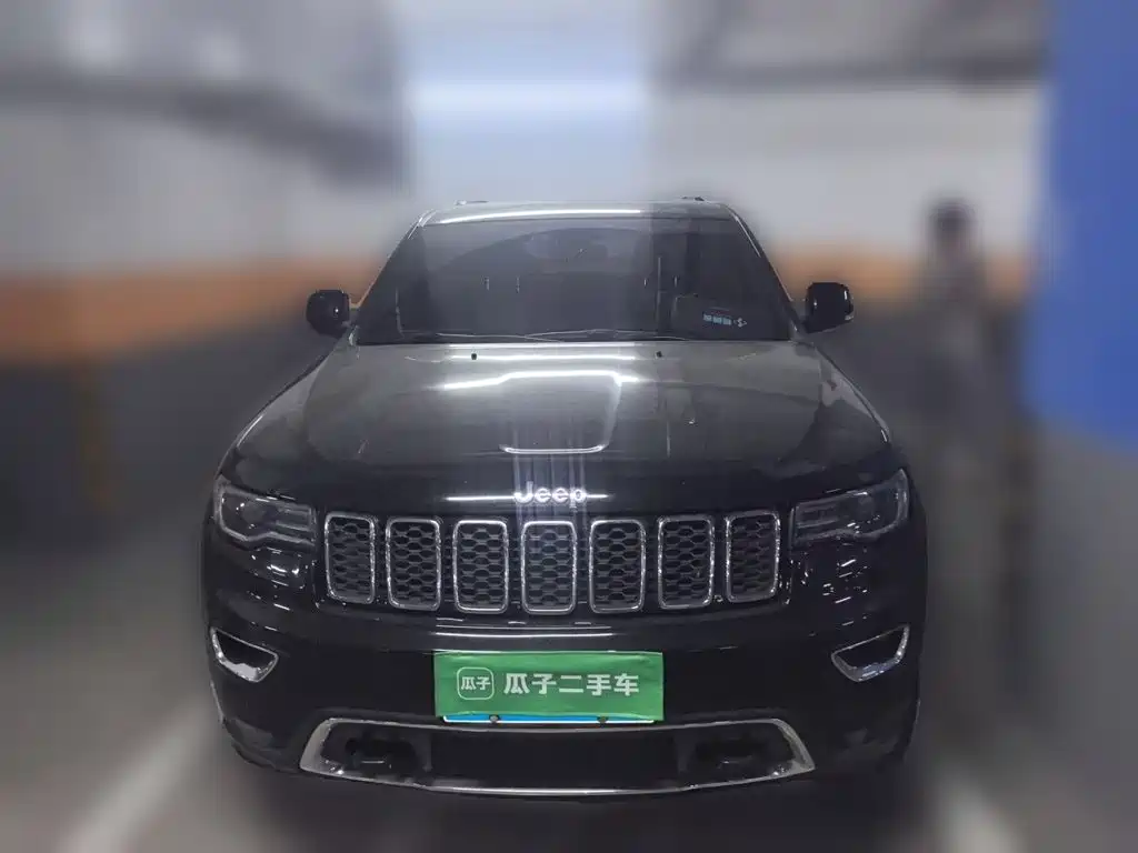 Jeep Grand Cherokee (Import) — миниатюра 24