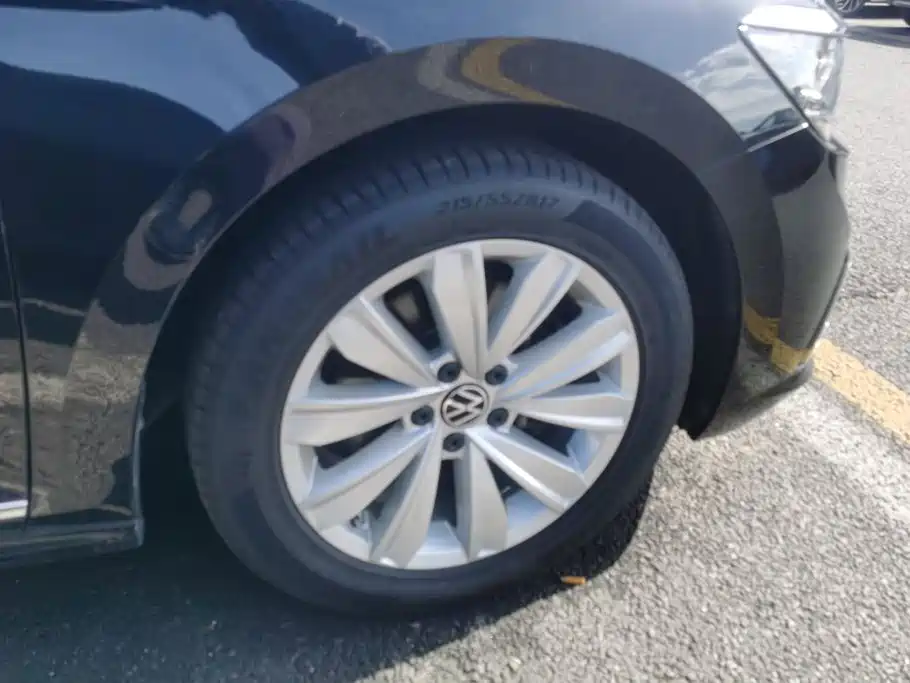 Volkswagen Passat — миниатюра 6