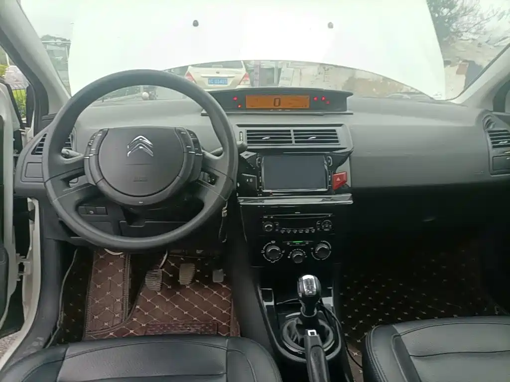 Citroen C-Quatre — миниатюра 10