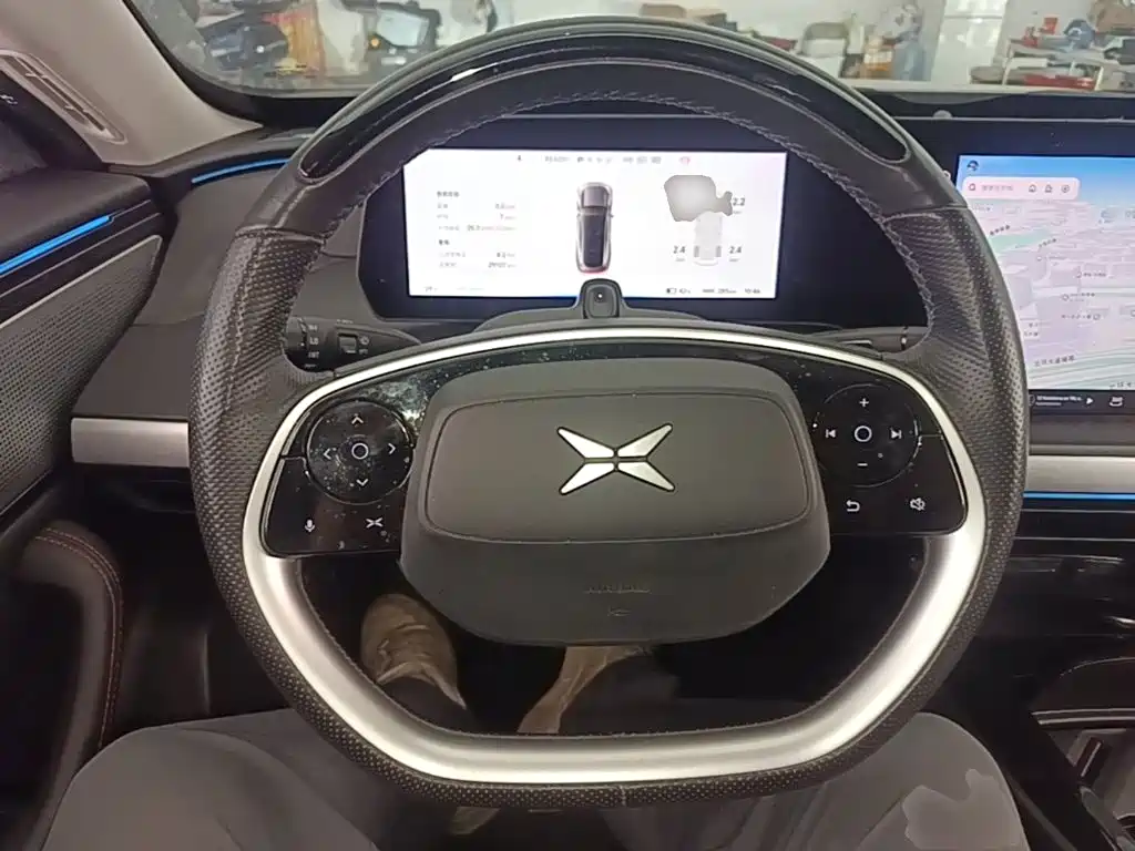 XPeng P7 — миниатюра 15