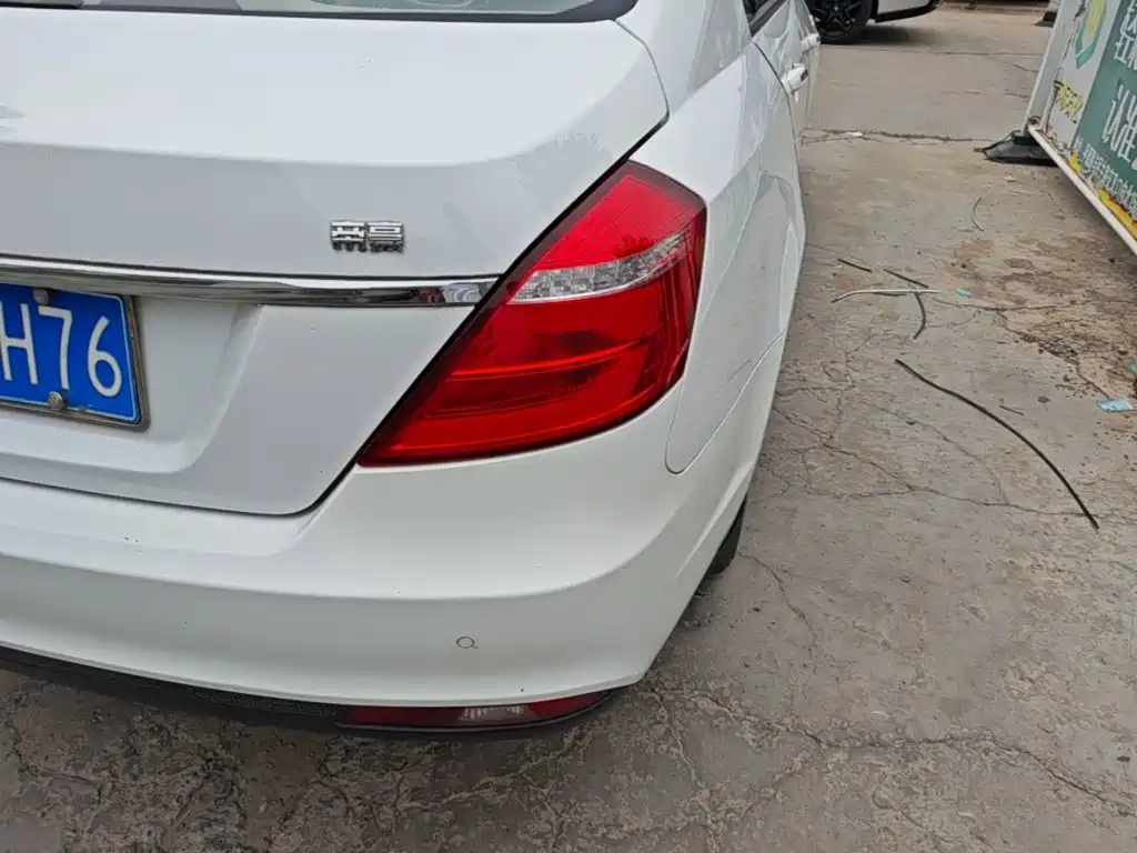 Geely Emgrand — миниатюра 8